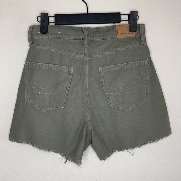 American Eagle Highest Rise Mom Short Frayed Hem Green - Size 0 - Picture 5 of 7